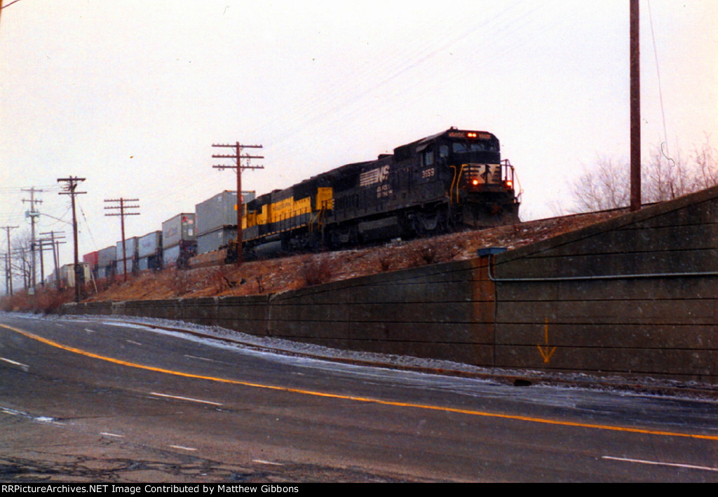 NYS&W train 555